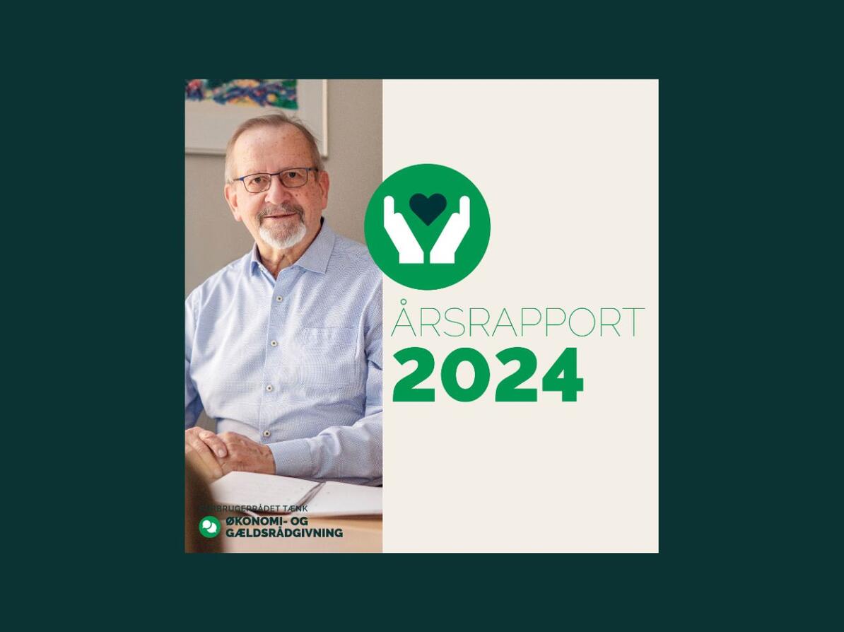 Forsiden af Forbrugerrådet Tænks Økonomi- og Gældsrådgivnings årsrapport, billede af rådgiver og grafik